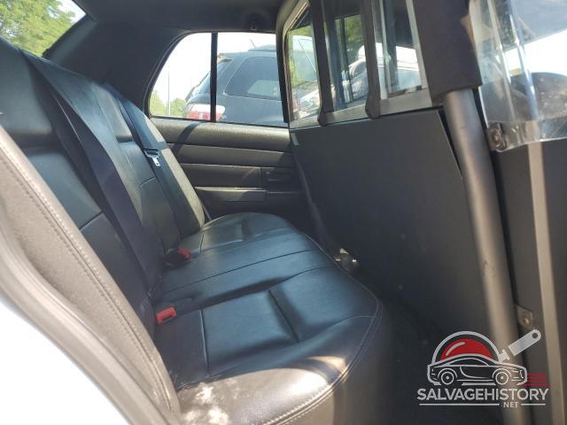 2FAFP71V28X139042 2008 FORD CROWN VIC photo no. 10