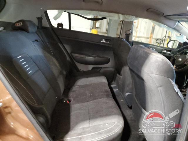 KNDPM3AC2H7111908 2017 KIA SPORTAGE photo no. 11
