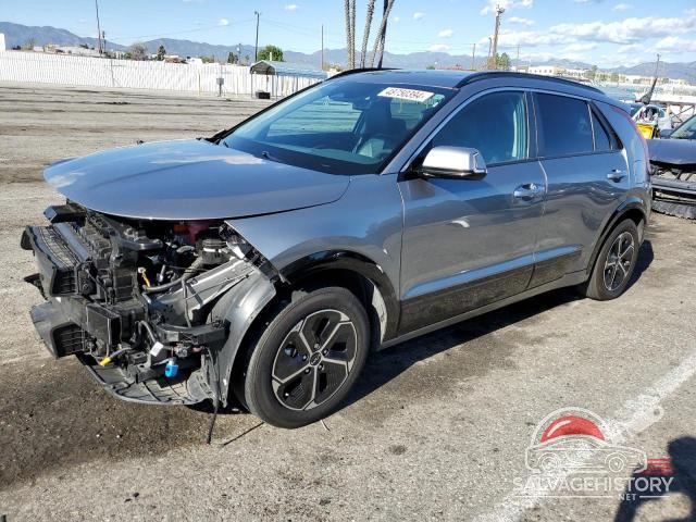 KNDCT3LEXP5050222 2023 KIA NIRO SX photo no. 3
