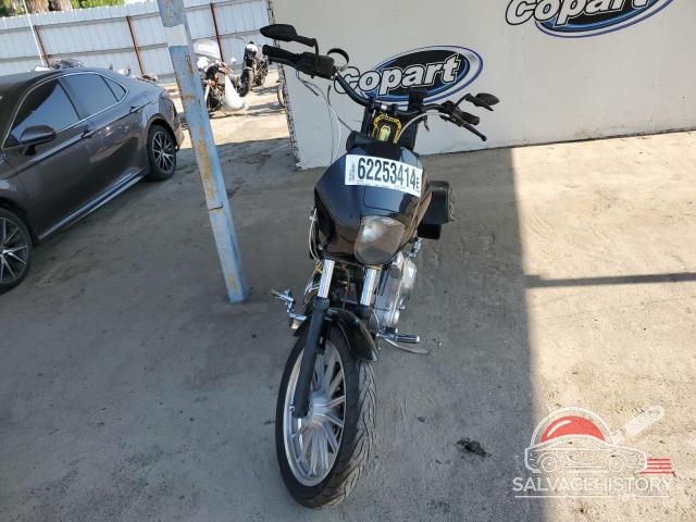 1HD1GHV303K317043 2003 HARLEY-DAVIDSON FX photo no. 2