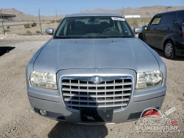 2C3JA53GX5H156450 2005 CHRYSLER 300 photo no. 5