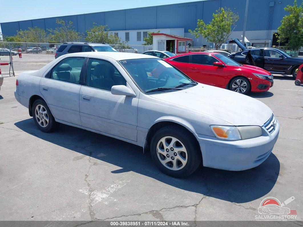 4T1BF22K11U961598 2001 TOYOTA CAMRY photo no. 21