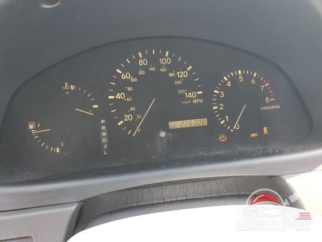 JT6GF10U3Y0067717 2000 LEXUS RX300 photo no. 9