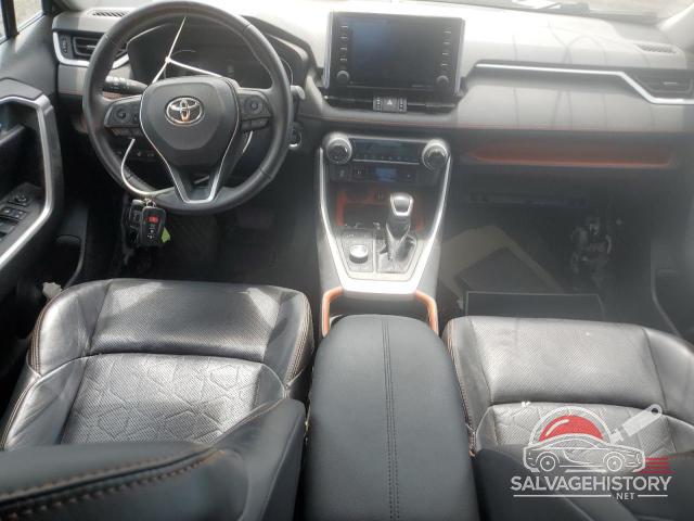 2T3J1RFV2KC033672 2019 TOYOTA RAV4 photo no. 8