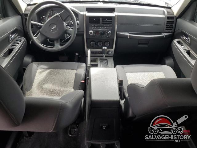 1J8GP28K69W503725 2009 JEEP LIBERTY photo no. 8