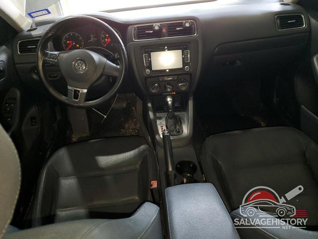 3VWDX7AJ3BM080677 2011 VOLKSWAGEN JETTA photo no. 8