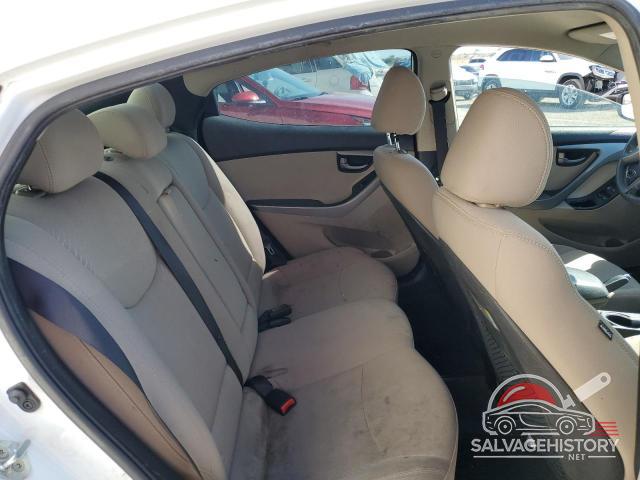 5NPDH4AE2FH597997 2015 HYUNDAI ELANTRA photo no. 10