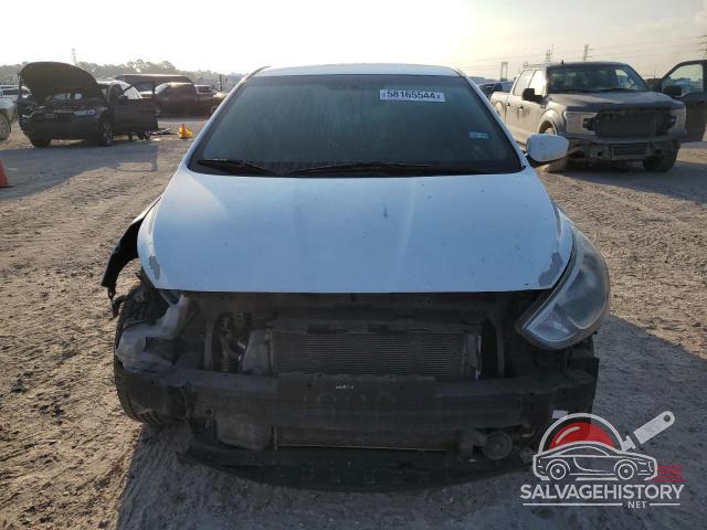 KMHCT4AE4GU012575 2016 HYUNDAI ACCENT photo no. 5