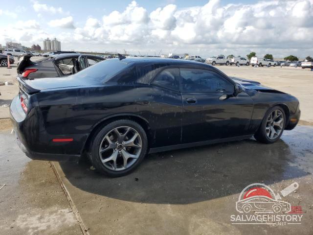 2C3CDZAT3FH783225 2015 DODGE CHALLENGER photo no. 3