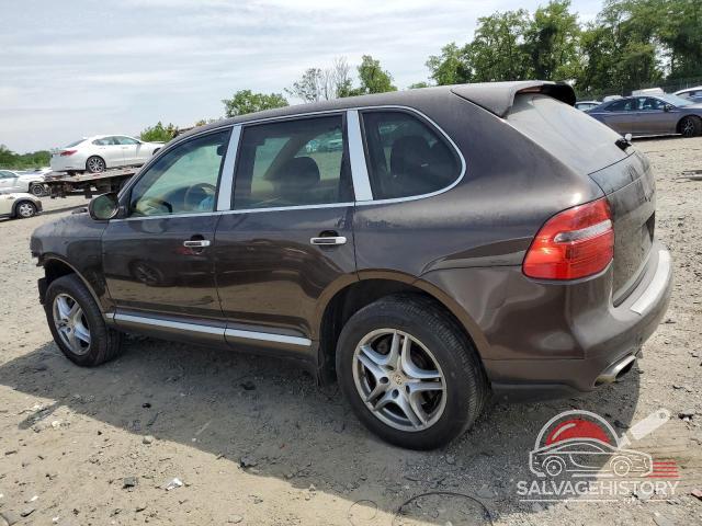 WP1AA2AP6ALA04996 2010 PORSCHE CAYENNE photo no. 2