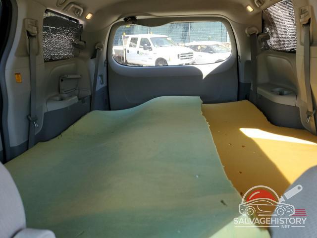 5TDKK3DC9BS148043 2011 TOYOTA All Models photo no. 10