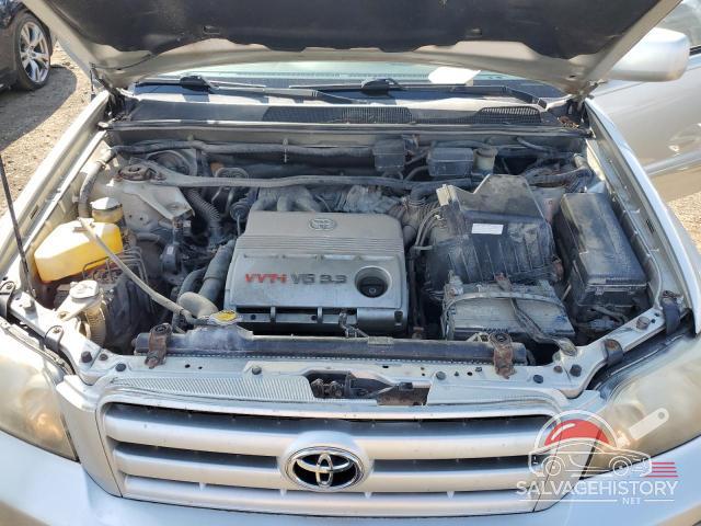 JTEEP21A450089188 2005 TOYOTA HIGHLANDER photo no. 11