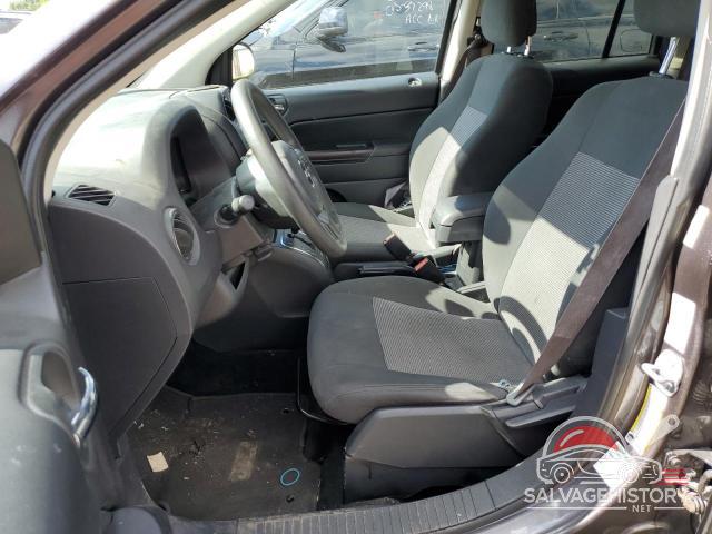 1C4NJDBB7HD143055 2017 JEEP COMPASS photo no. 7