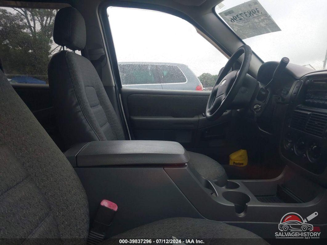 1FMZU62K02UD44142 2002 FORD EXPLORER photo no. 5