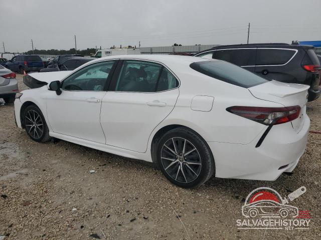 4T1G11AK1MU606189 2021 TOYOTA CAMRY photo no. 2