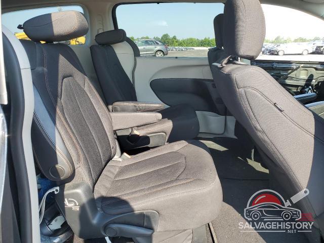 2C4RC1FG5JR279087 2018 CHRYSLER PACIFICA T photo no. 11