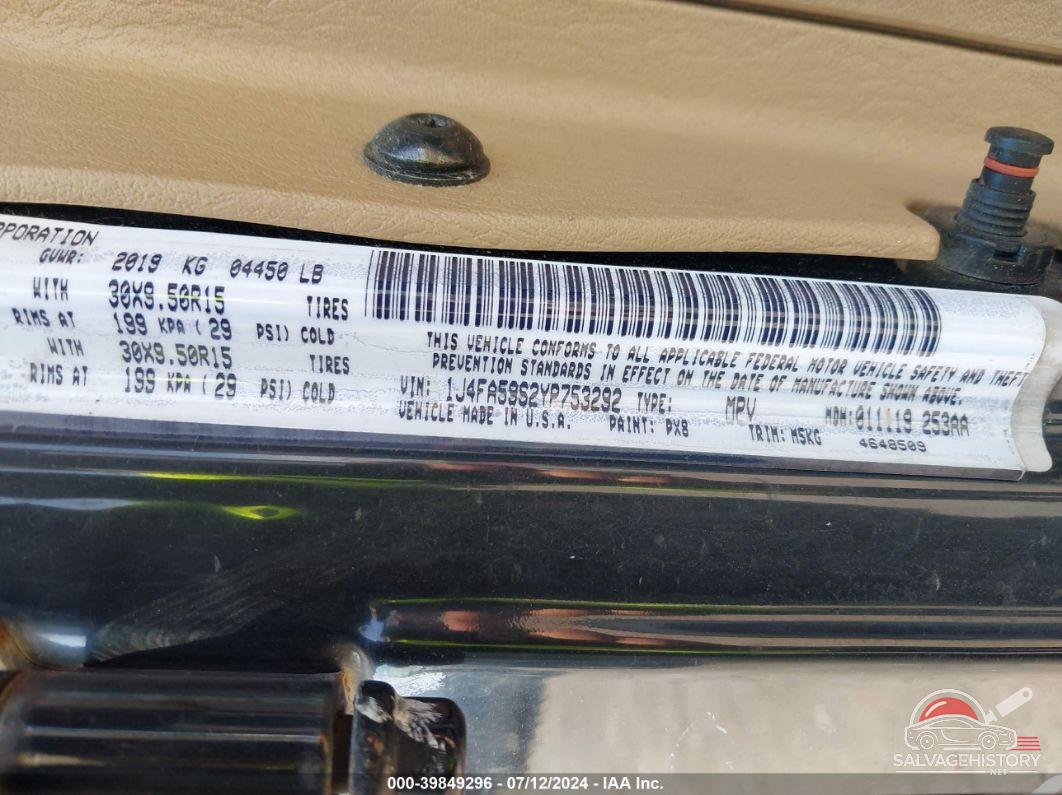 1J4FA59S2YP753292 2000 JEEP WRANGLER photo no. 9