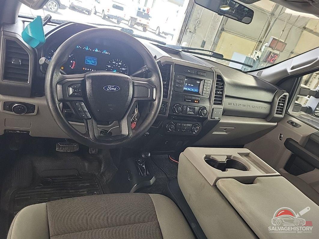 1FT7X2B67HEB30508 2017 FORD F250 photo no. 3