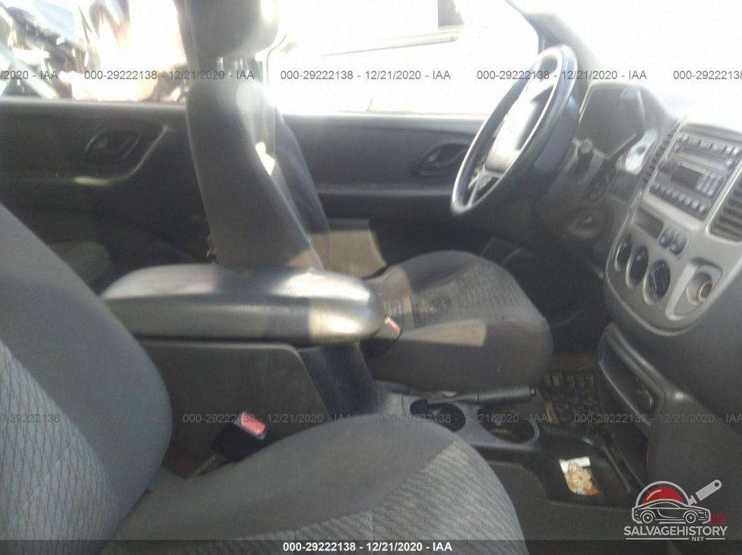 1FMYU03193KC14937 2003 FORD ESCAPE photo no. 5