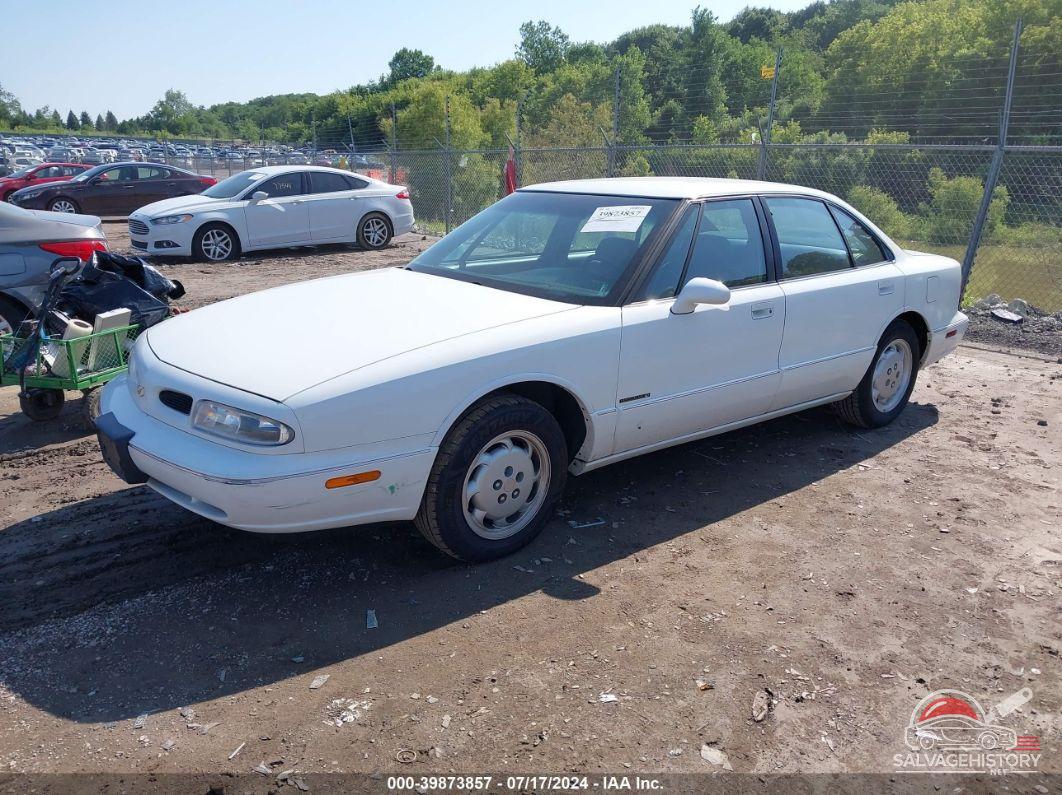 1G3HC52K9X4821784 1999 OLDSMOBILE 88 photo no. 2