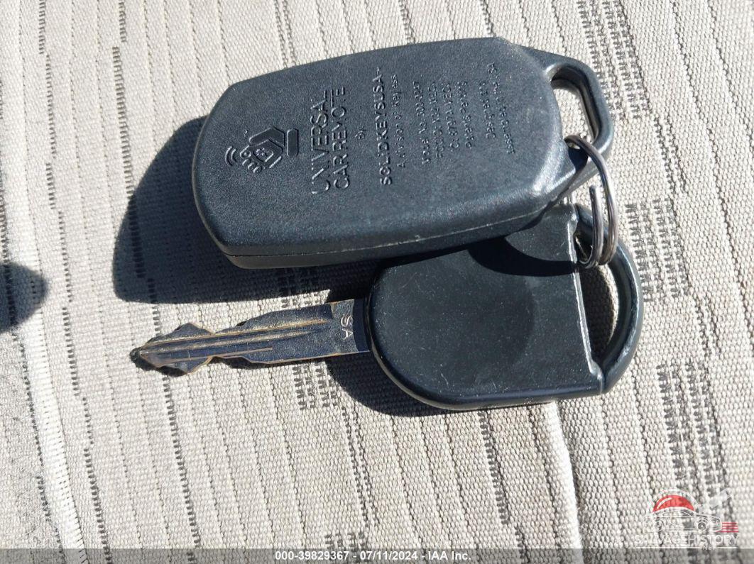 1FAHP3FNXBW100826 2011 FORD FOCUS photo no. 11