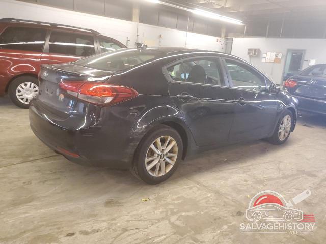 3KPFL4A77HE031155 2017 KIA FORTE photo no. 3