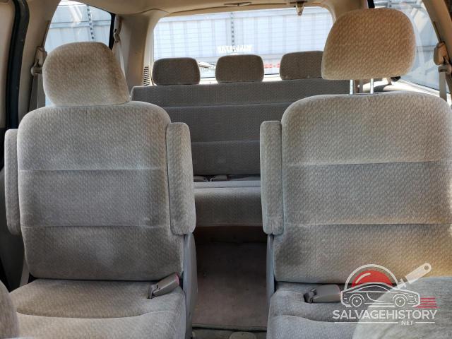 2HKRL1852YH543580 2000 HONDA All Models photo no. 10