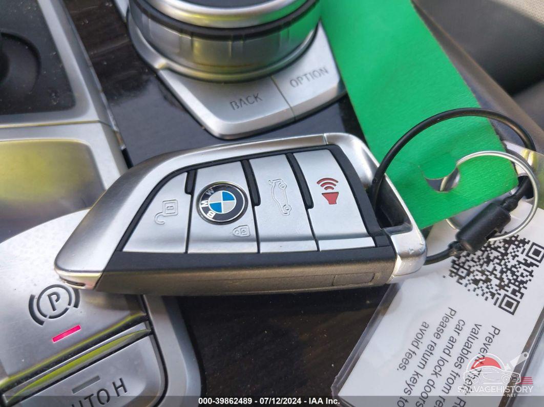 WBA7T4C01NCH54975 2022 BMW 740 photo no. 11