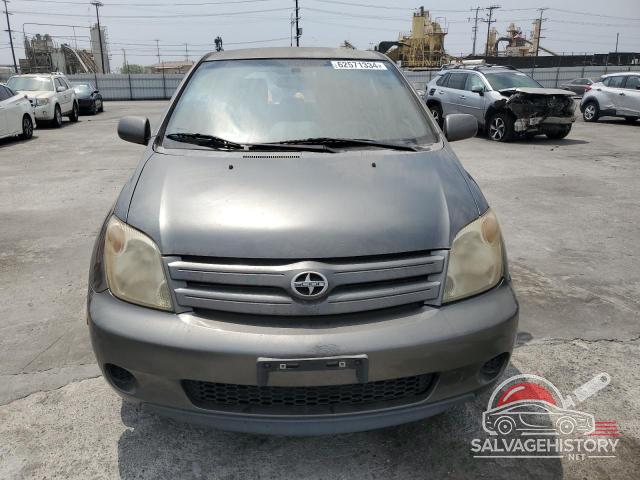JTKKT624550089194 2005 TOYOTA SCION photo no. 5