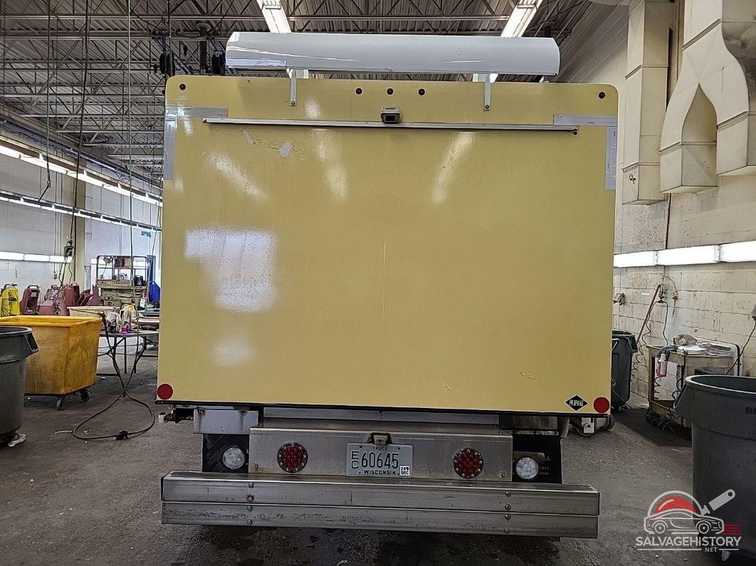 1FDXE4FSXJDC18937 2018 FORD E-450 CUTAWAY photo no. 6
