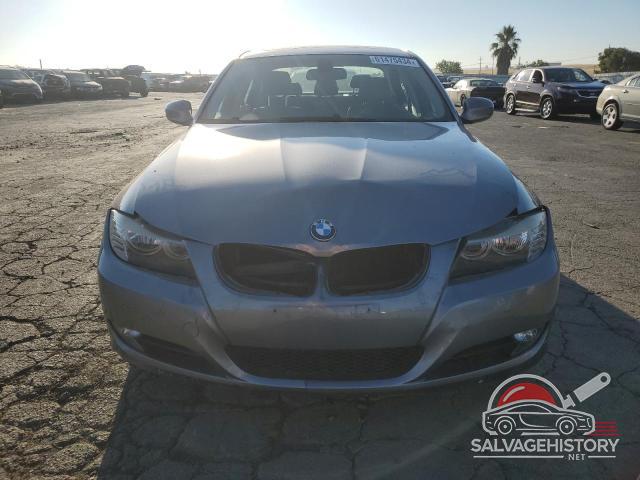 WBAPH57529NL80218 2009 BMW 3 SERIES photo no. 5
