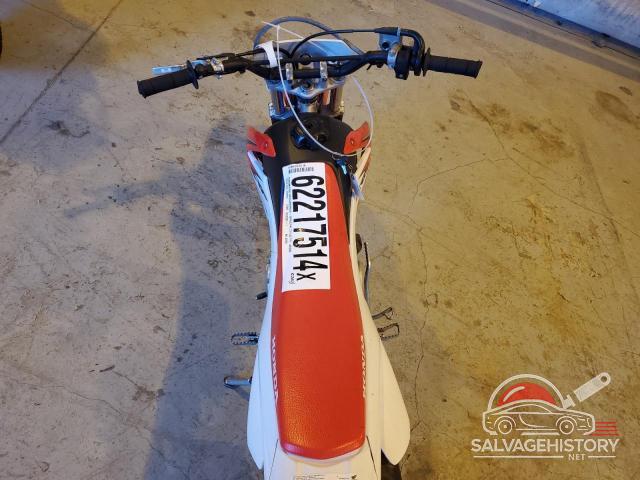LALJE0346J3000656 2018 HONDA CRF CYCLE photo no. 6