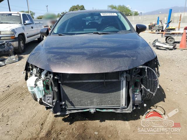 JTHKD5BHXB2037947 2011 LEXUS CT 200 photo no. 5
