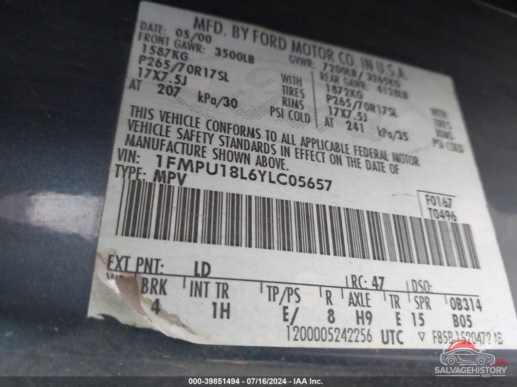 1FMPU18L6YLC05657 2000 FORD EXPEDITION photo no. 9