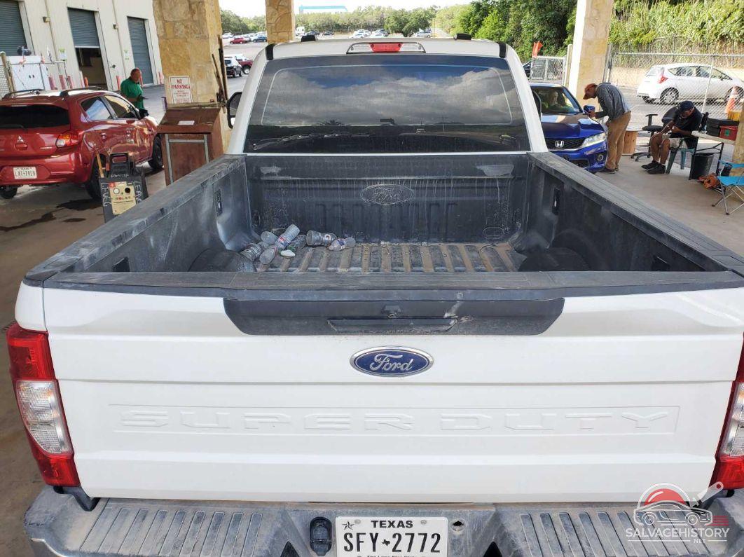 1FT7X2B68NEE58175 2022 FORD F-250 photo no. 5