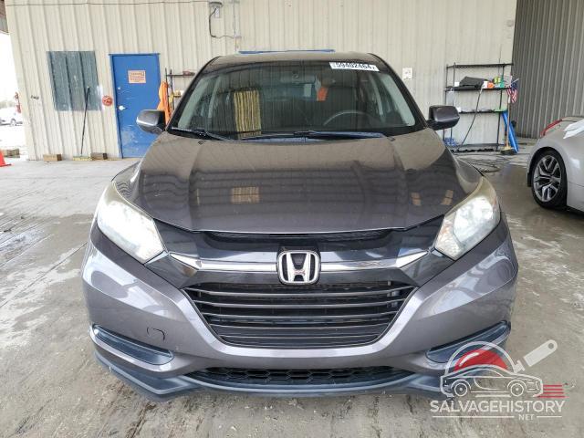 3CZRU5H33HM725764 2017 HONDA HR-V photo no. 5
