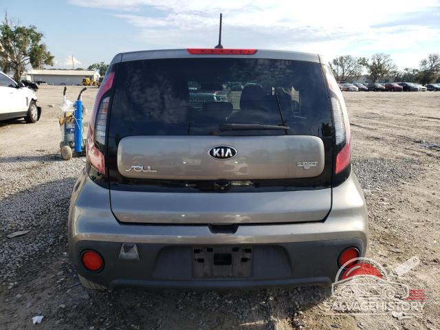 KNDJN2A21H7449790 2017 KIA SOUL photo no. 6
