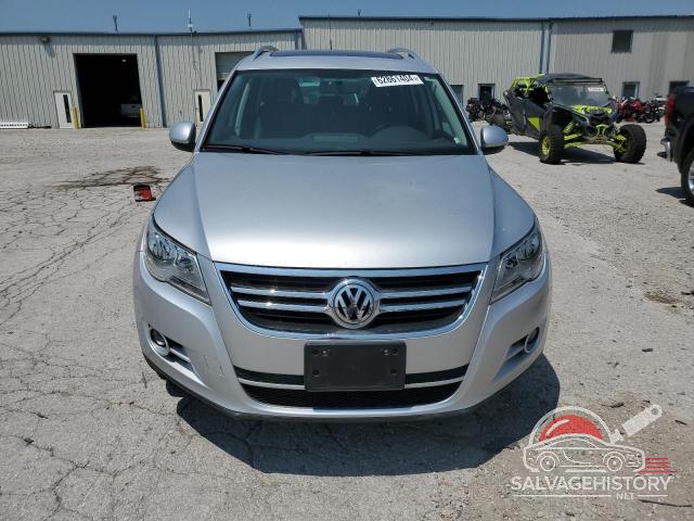 WVGAV7AX1BW526756 2011 VOLKSWAGEN TIGUAN photo no. 5