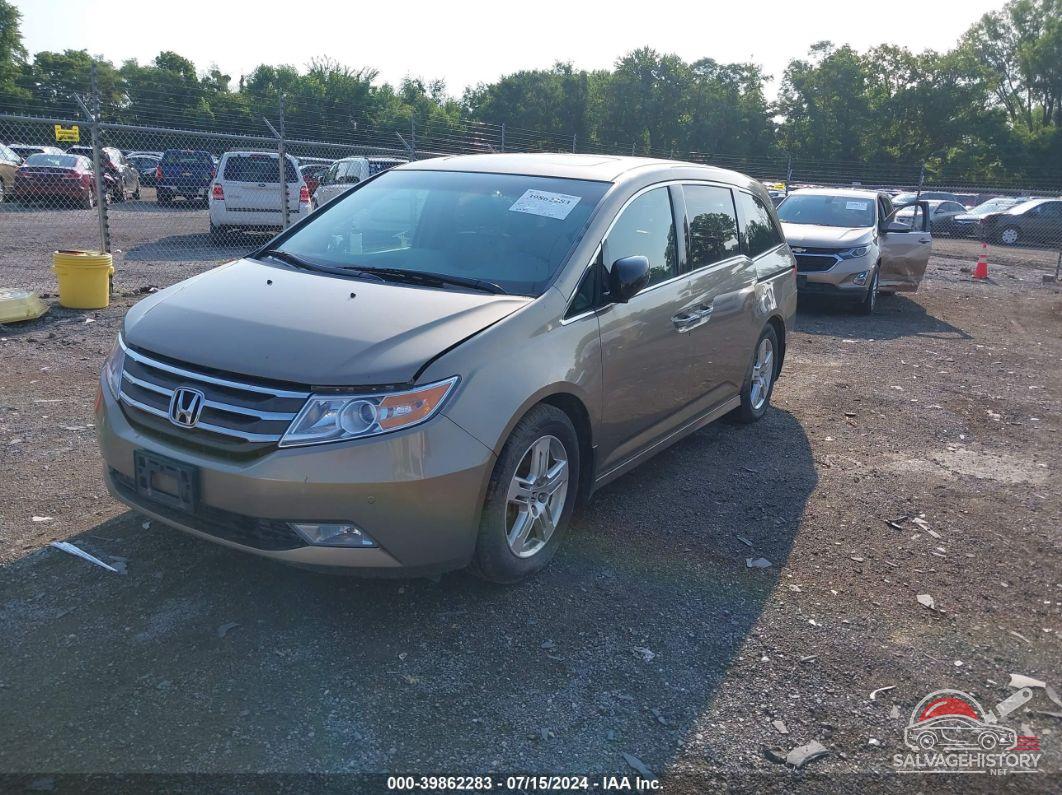 5FNRL5H94BB030024 2011 HONDA ODYSSEY photo no. 2