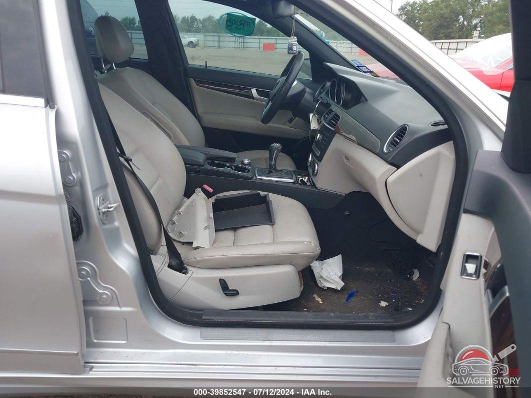 WDDGF4HB3EA937569 2014 MERCEDES-BENZ C 250 photo no. 5