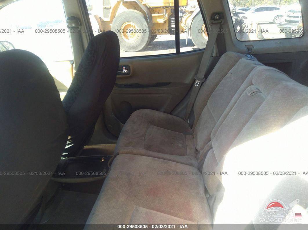 KM8SC13D84U730446 2004 HYUNDAI SANTA FE photo no. 8
