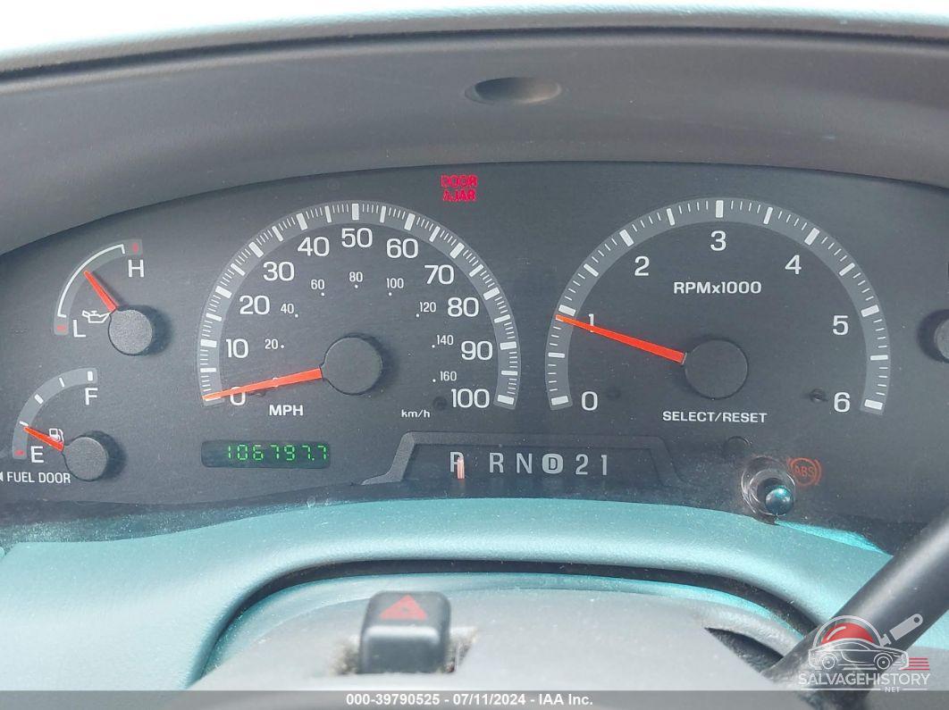 2FTRF17252CA63173 2002 FORD F-150 photo no. 7