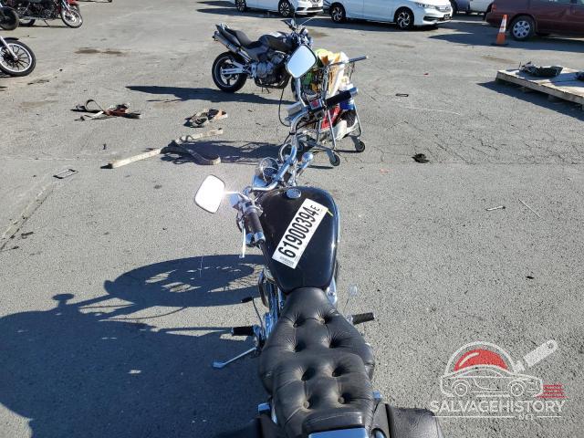JS1VX51L822101120 2002 SUZUKI CYCLE VS photo no. 6