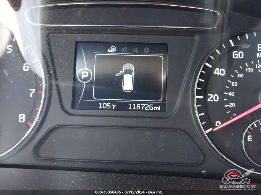 5XYPG4A31JG410585 2018 KIA SORENTO photo no. 7