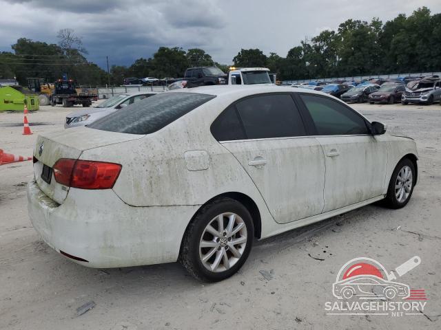 3VWD17AJ3EM407780 2014 VOLKSWAGEN JETTA photo no. 3