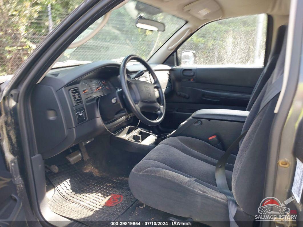 1B7FL16XX2S655642 2002 DODGE DAKOTA photo no. 8