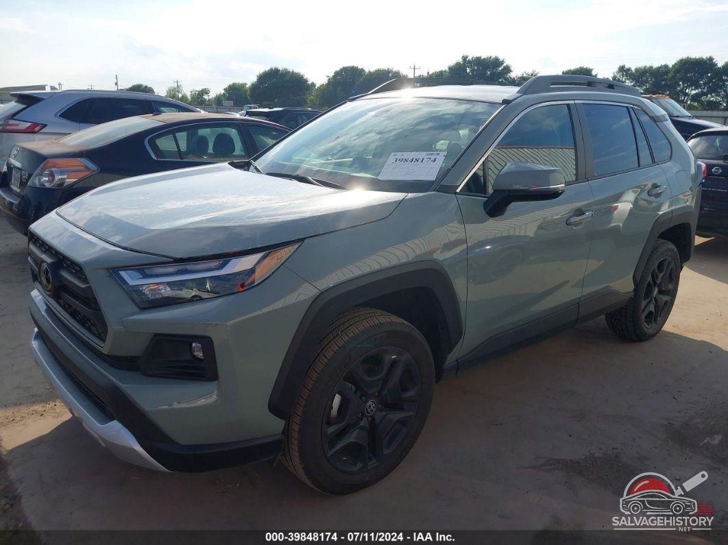 2T3J1RFV2PW376729 2023 TOYOTA RAV4 photo no. 2