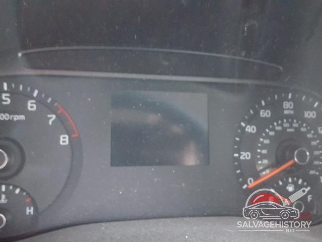 KNDJ23AU0L7008631 2020 KIA SOUL photo no. 8
