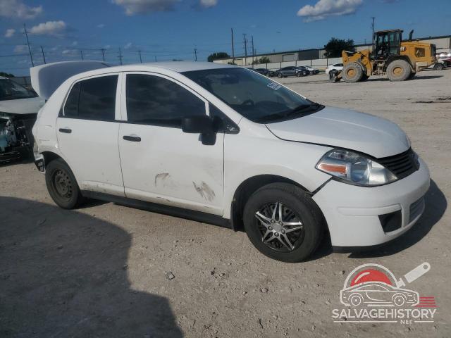 3N1CC1AP3BL435321 2011 NISSAN VERSA photo no. 4