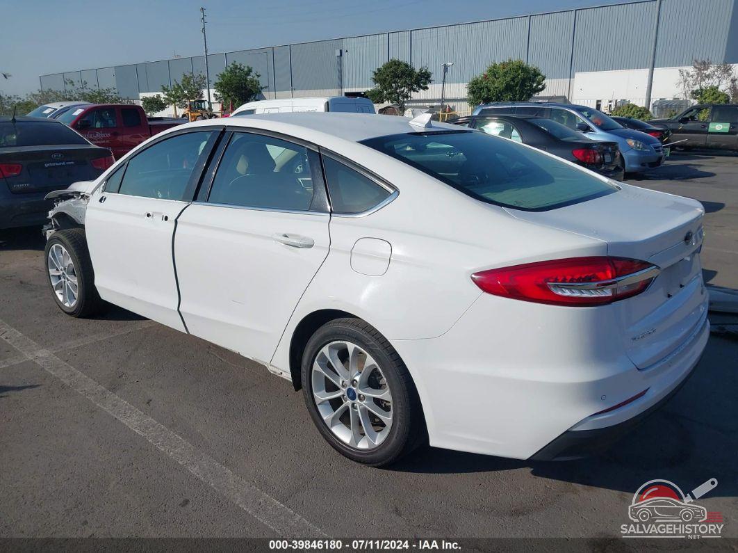 3FA6P0LU1KR188413 2019 FORD FUSION HYBRID photo no. 3